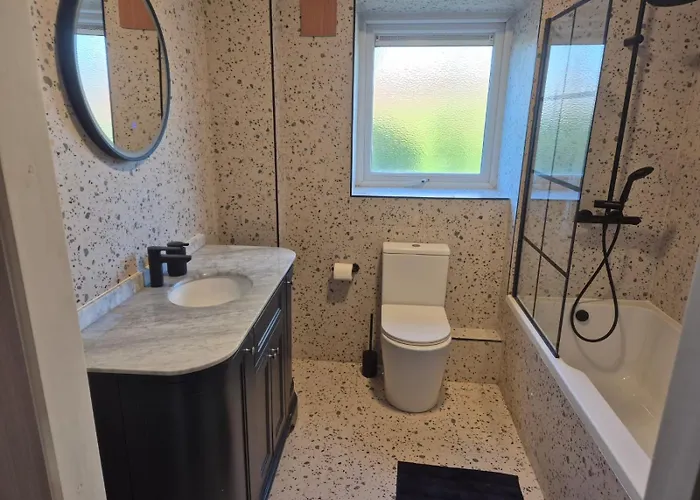 Double Beside Tramline